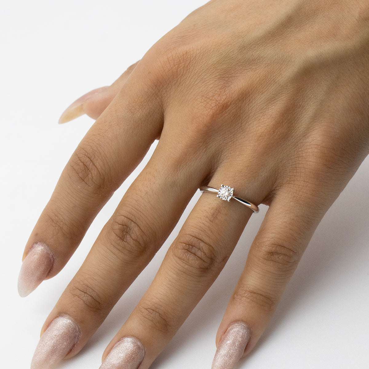 Anillo Solitario con Diamante
