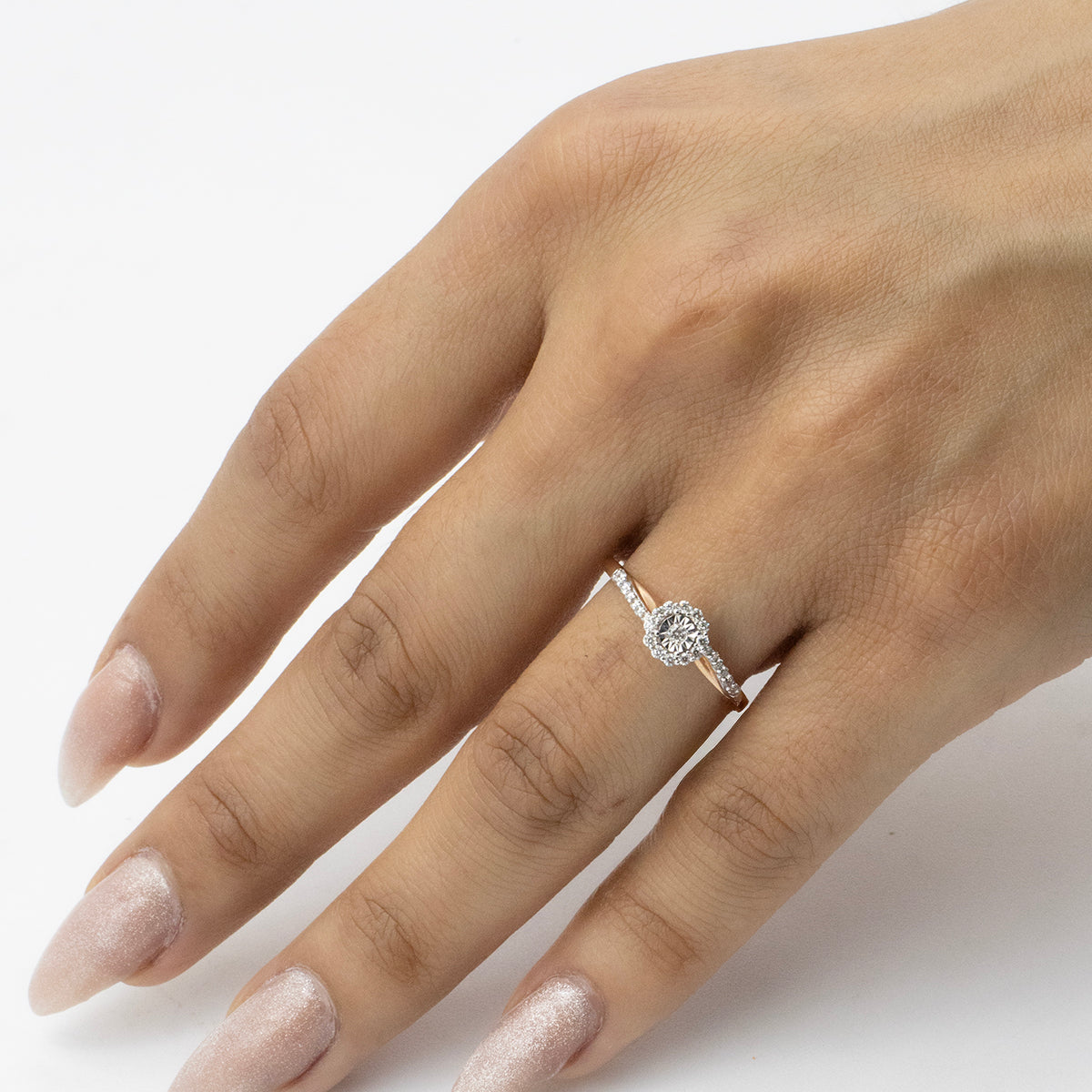 Anillo Roseta con Diamantes