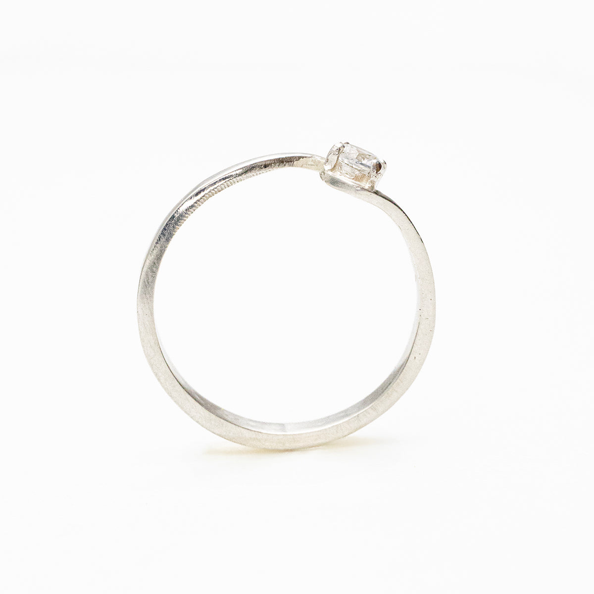 Anillo Cruzado de Plata