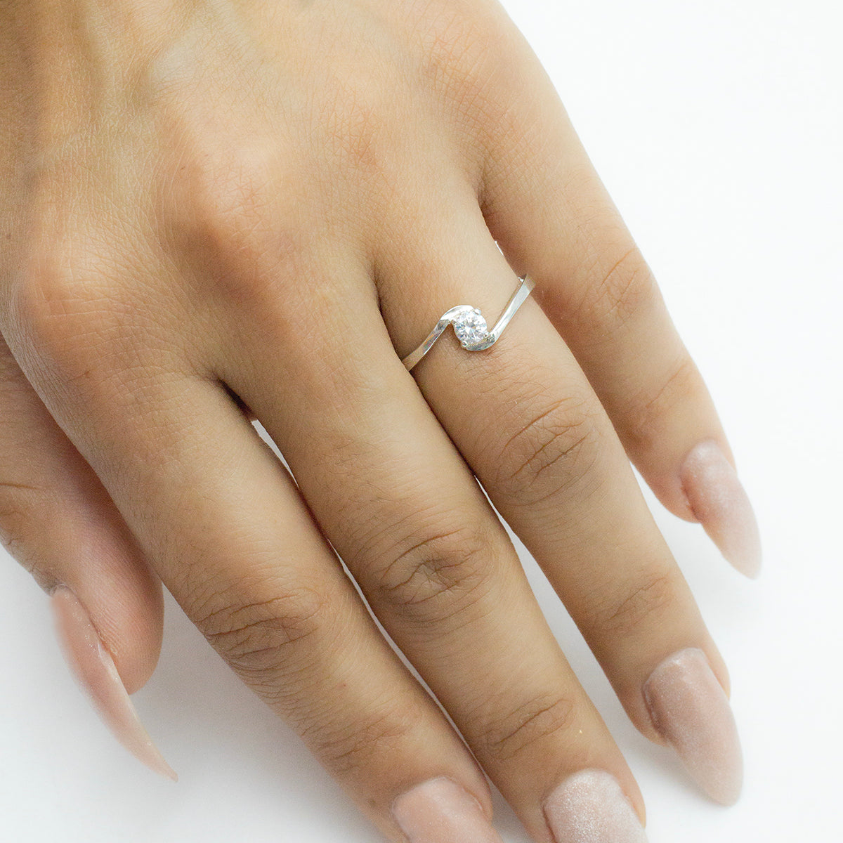 Anillo Cruzado de Plata