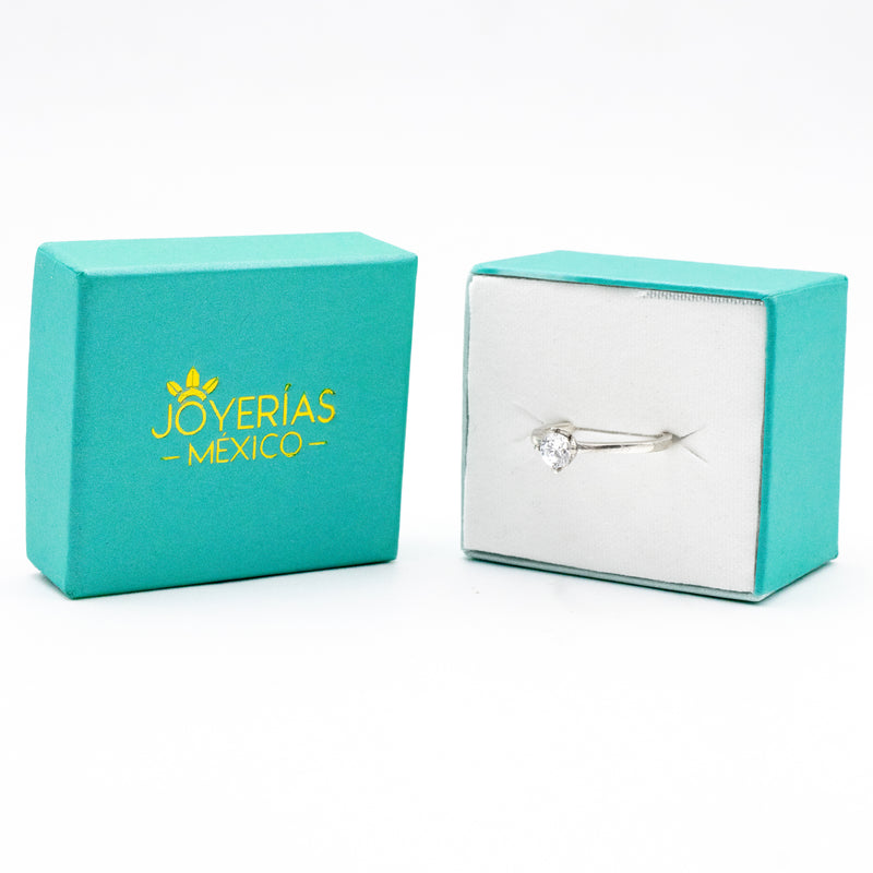 Anillo Solitario con Zirconia