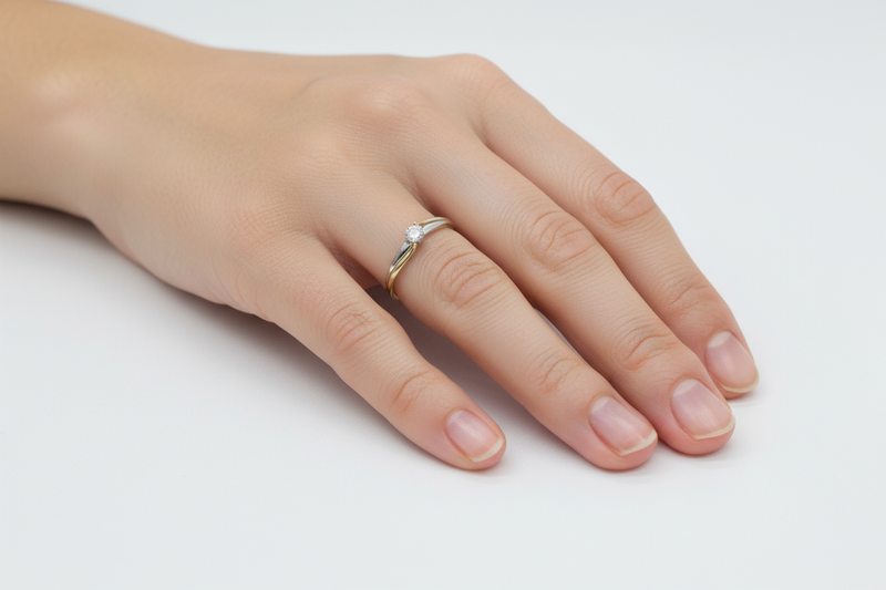 Anillo Solitario con Diamante