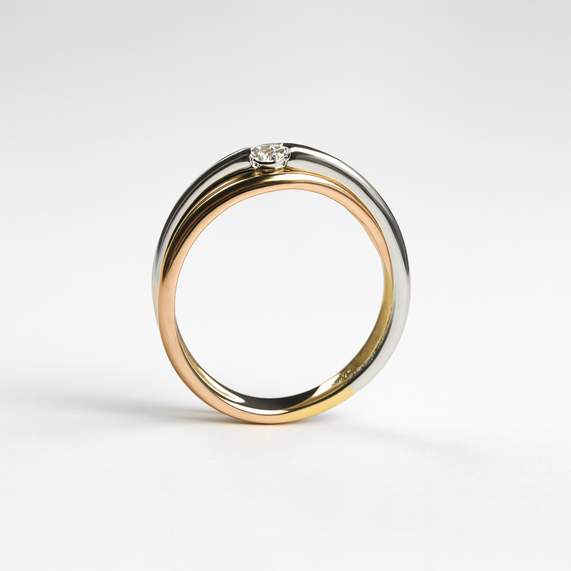 Anillo Triple Solitario con Diamante