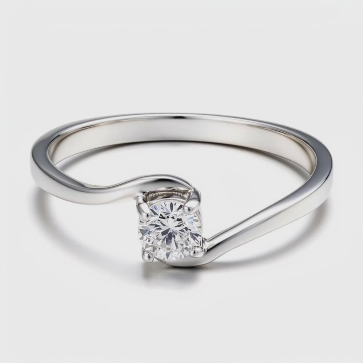 Anillo Cruzado de Plata